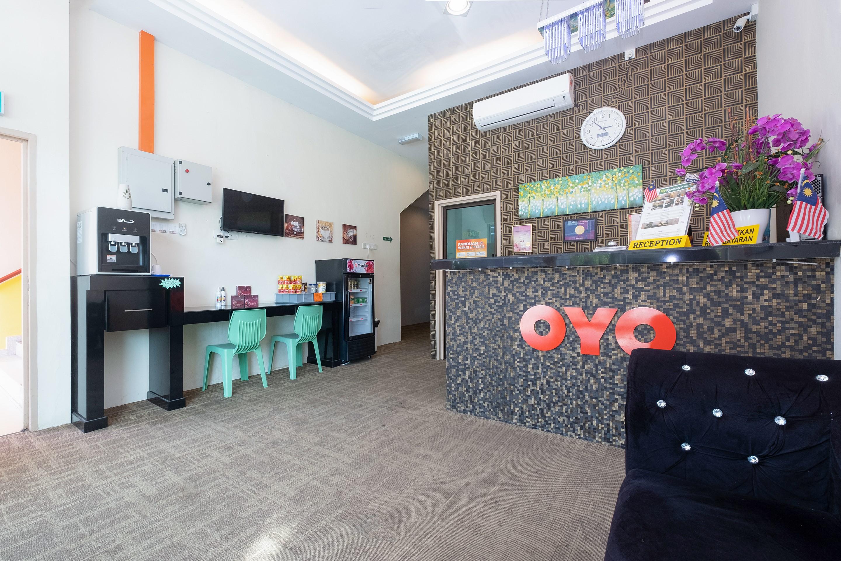 Oyo 89981 Nyamanya Hotel Kuantan Exterior foto